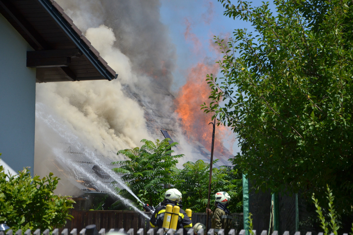 Brand in Großgerharts NÖ – Gebäude komplett zerstört