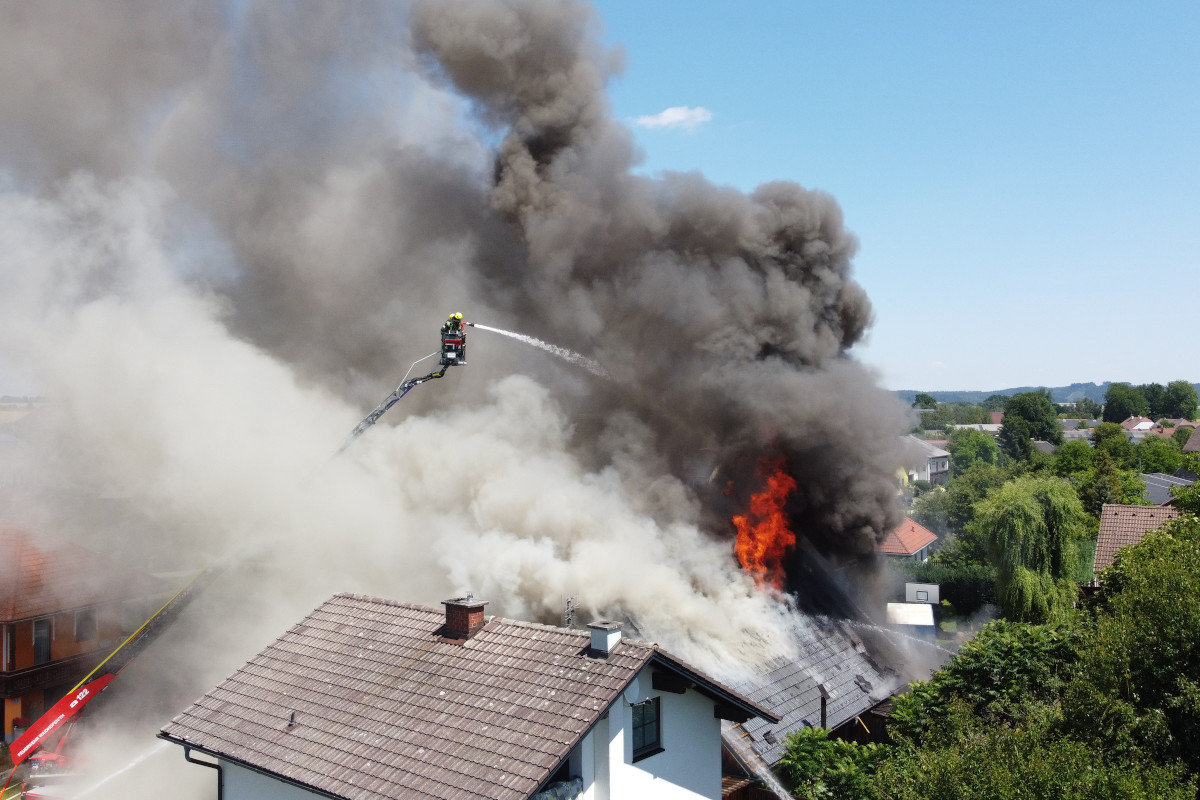 Brand in Großgerharts NÖ – Gebäude komplett zerstört