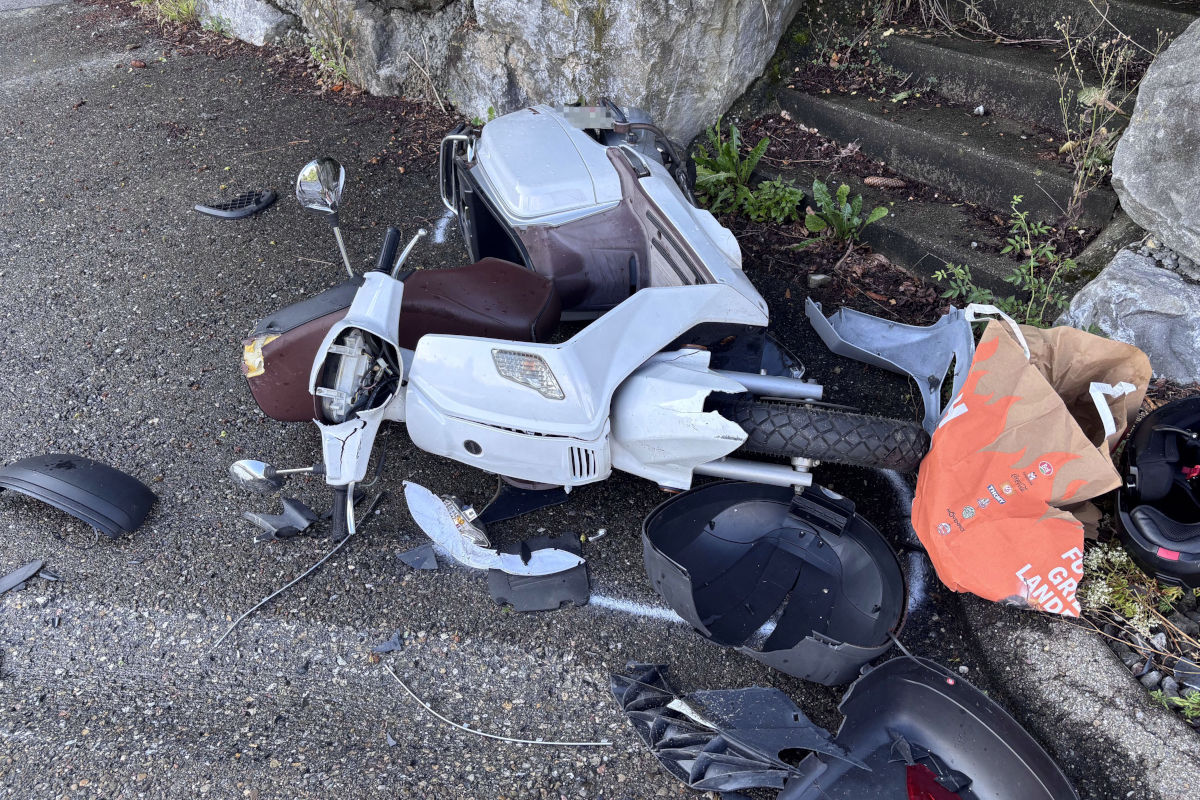 Eggersriet SG – Frau verletzt nach Selbstunfall mit Roller