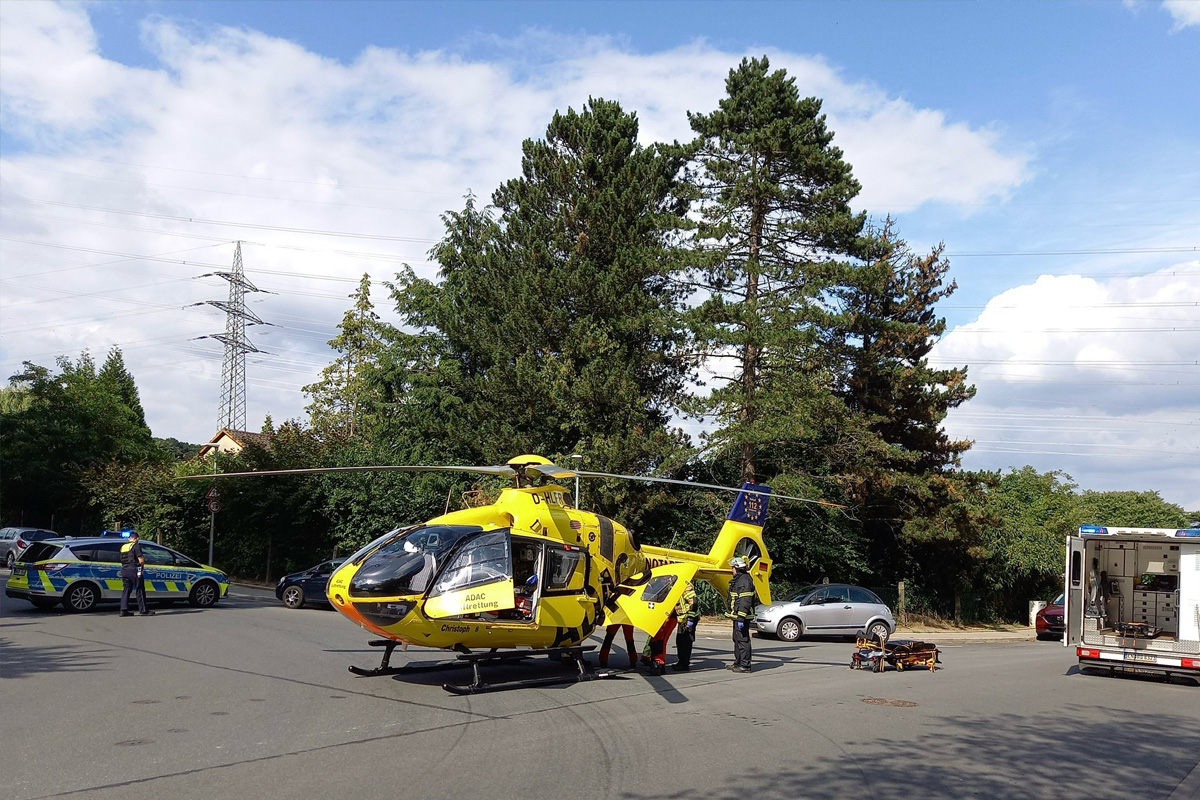 Herdecke NRW – Radfahrer nach Unfall mit Pkw lebensgefährlich verletzt