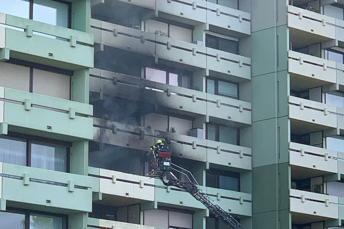 Hochheim HE – Wohnungsbrand in Hochhaus