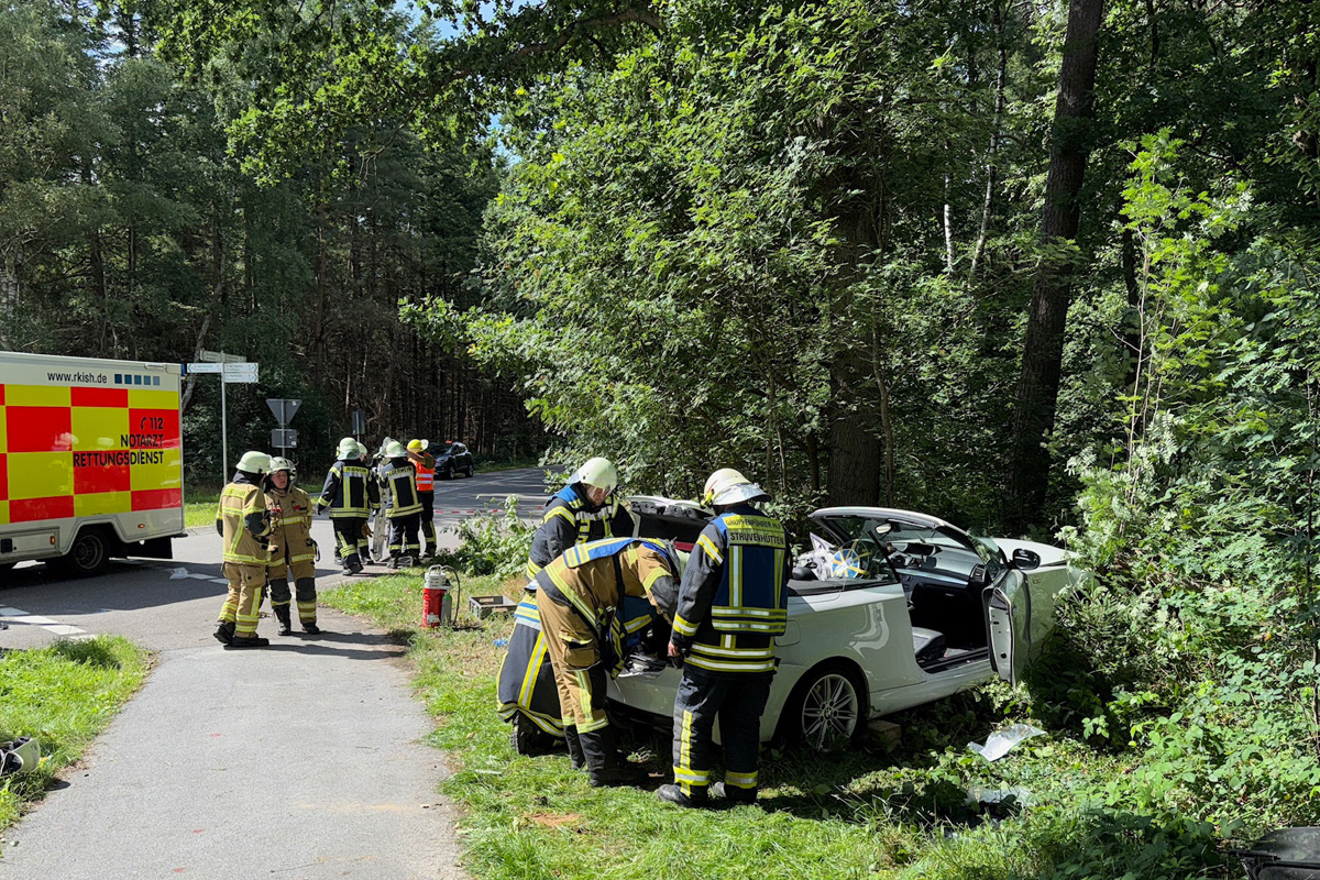 Hartenholm SH – Drei Verletzte bei schwerem Unfall auf B 206