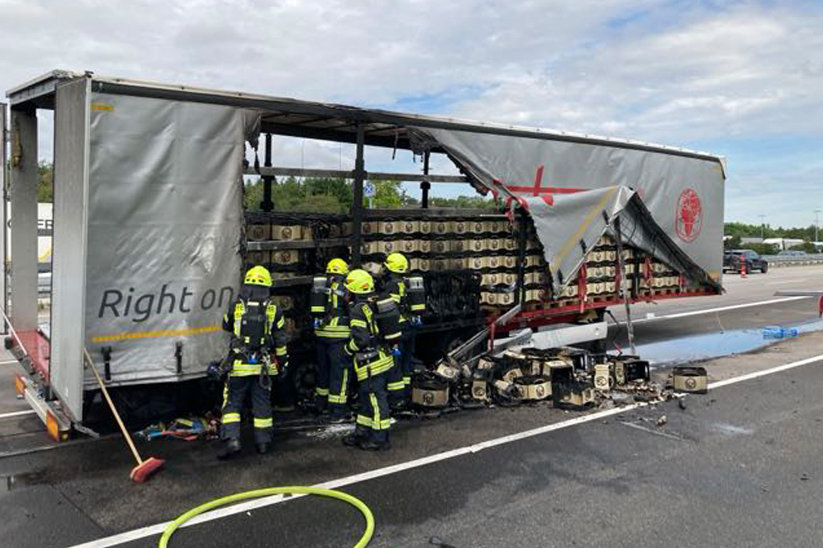 A3 Bad Camberg HE – Brand von LKW verursacht Sperrung und Stau