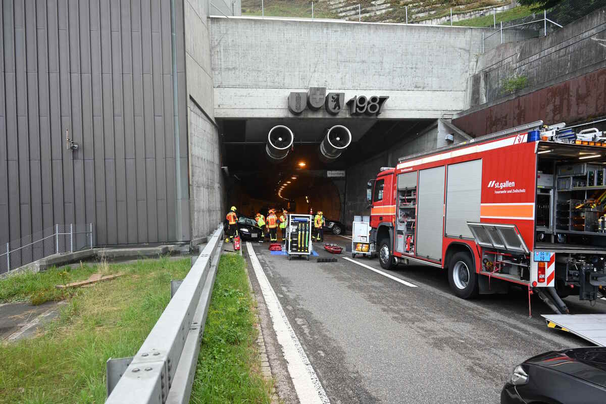 A1 St.Gallen – Frontalkollision fordert mehrere Verletzte - Autobahn gesperrt