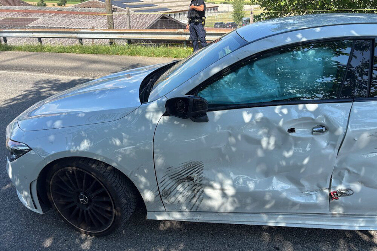 Möhlin AG – Motorradfahrer nach Unfall mit Auto schwer verletzt