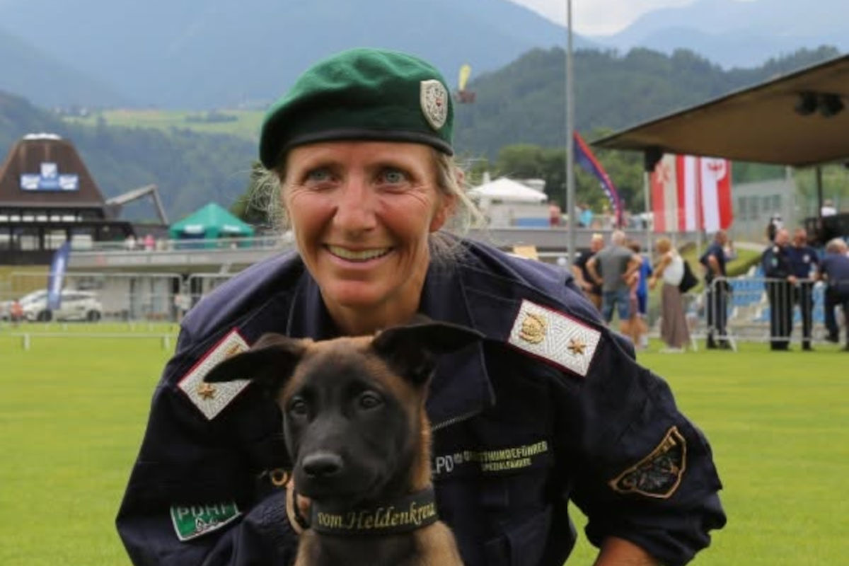 Polizeihund in Ausbildung – Nachwuchshund Hugo verstärkt das Team in Tirol