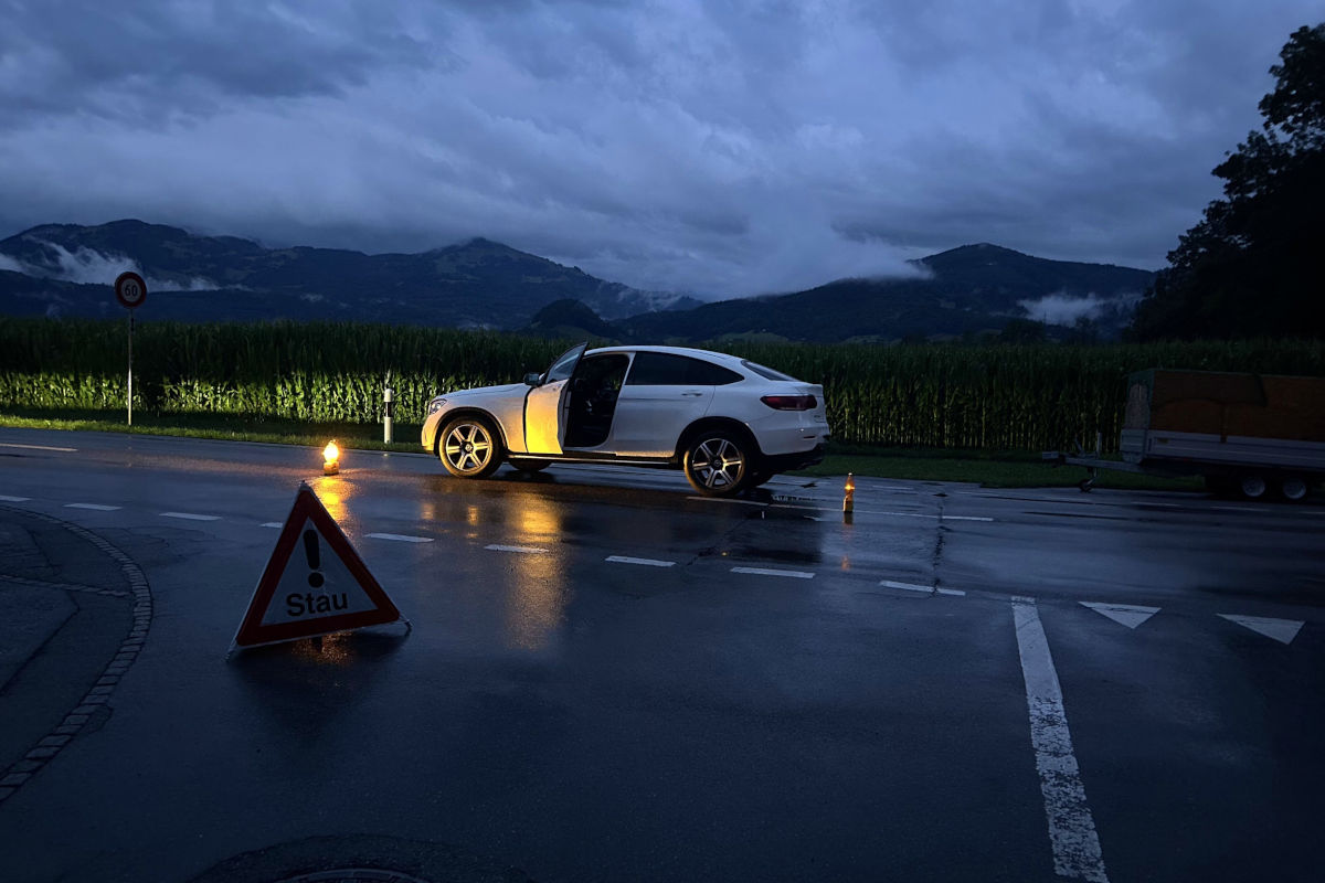 Altstätten SG – Einbrecher rasen mit gestohlenem Audi in Waffenladen