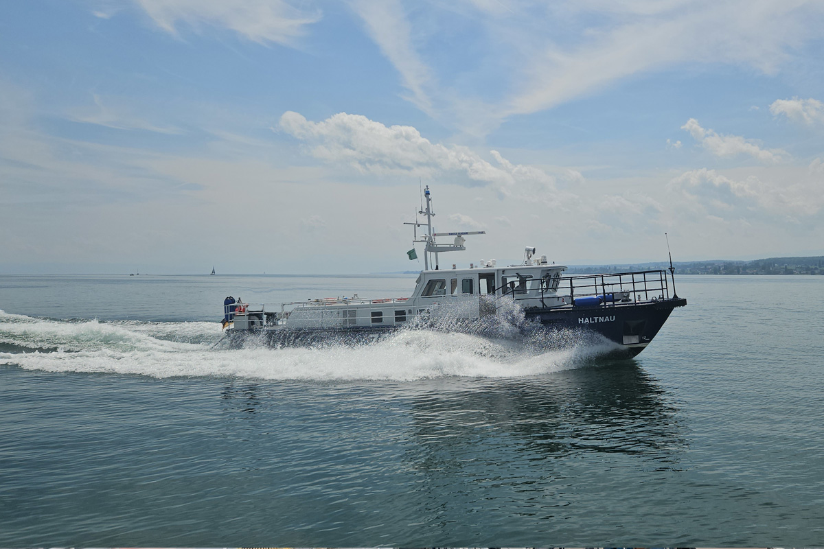 Konstanz BW – Zoll rettet Boot auf dem Bodensee
