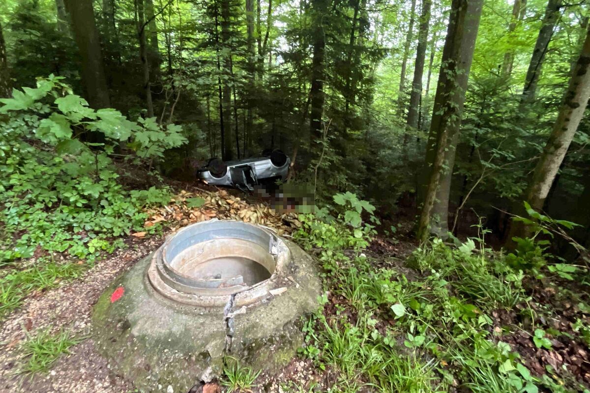 Dornach SO – Auto landet bei Unfall auf dem Dach