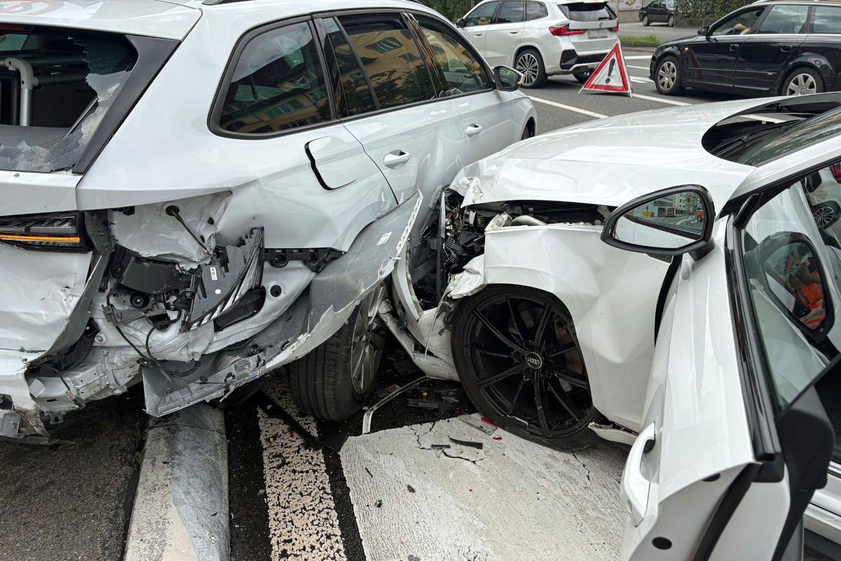 Stadt Luzern – Zwei Verletzte nach Auffahrunfall