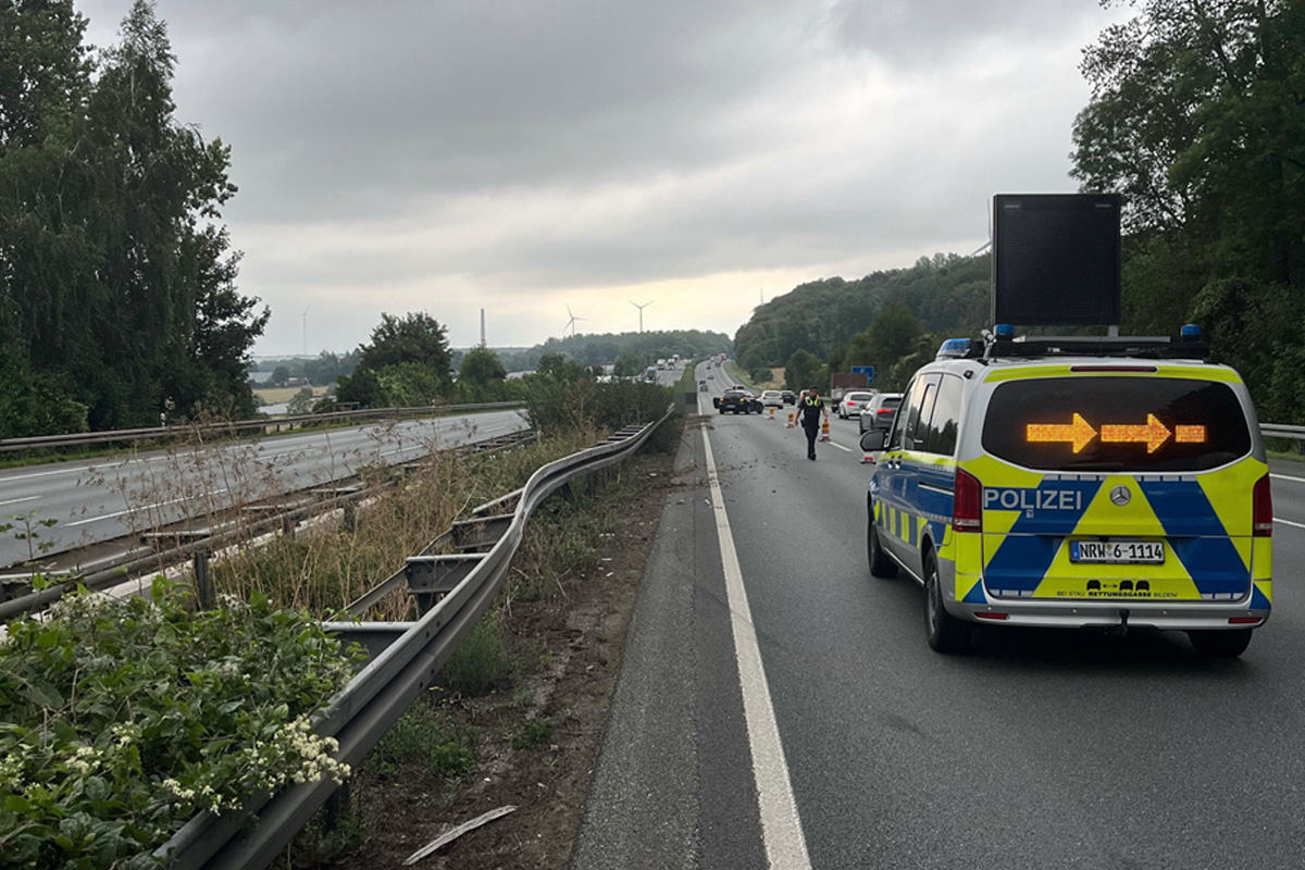 A2 Oelde NW – Zeugenaufruf nach Unfallflucht