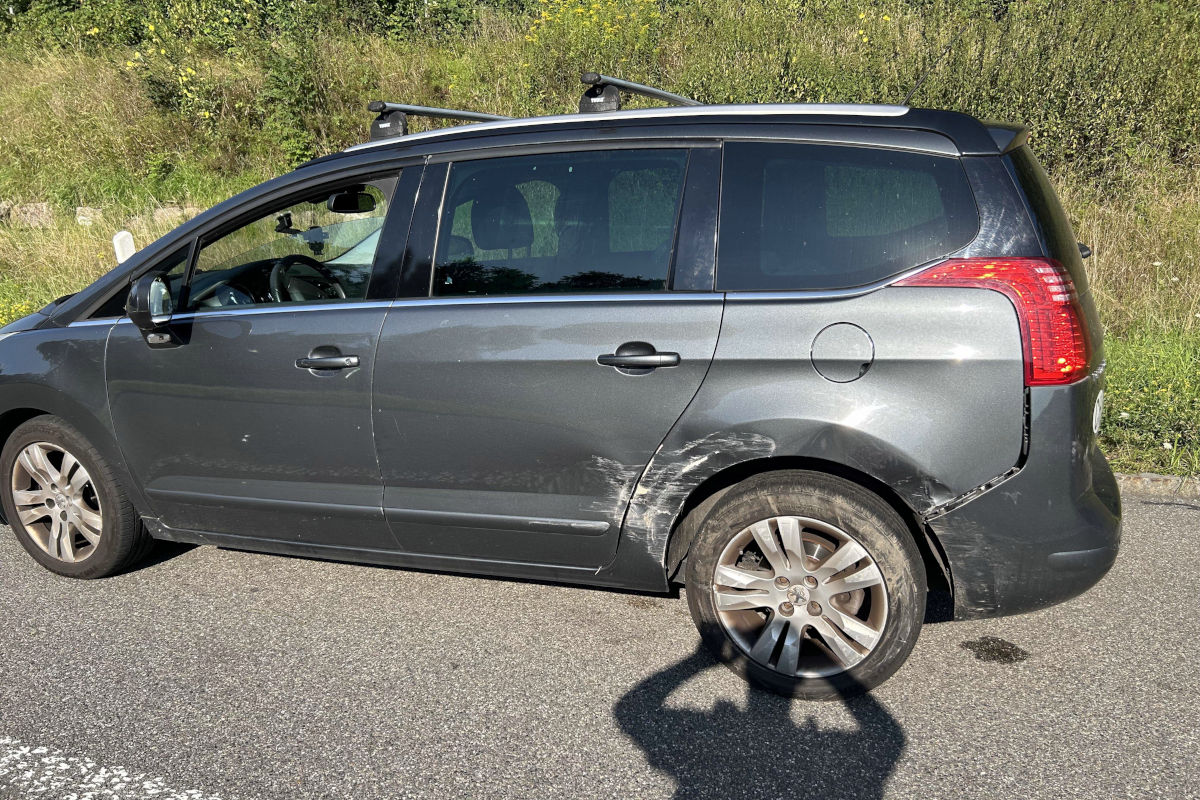 Unfall bei Dättwil AG – Kind lenkt Automobilistin ab