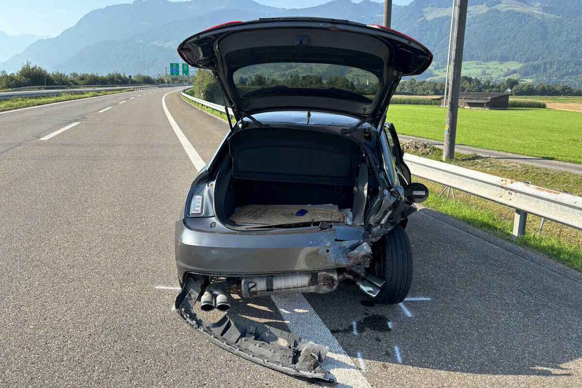 Benken SG – Fünf Verletzte bei schwerem Unfall auf der A15