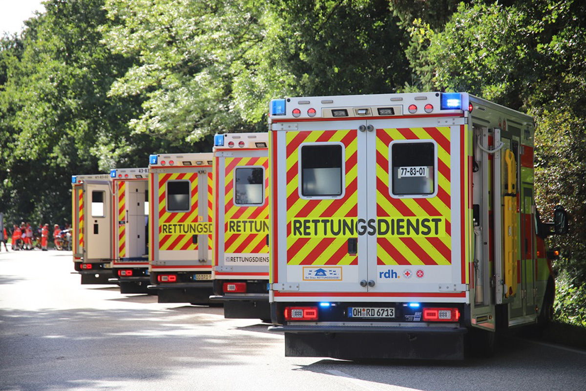 Bark SH – 12 Verletzte nach schwerem Unfall von Wohnmobil und drei Pkw