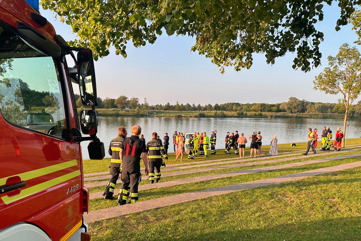 München BY – Pkw fährt in See