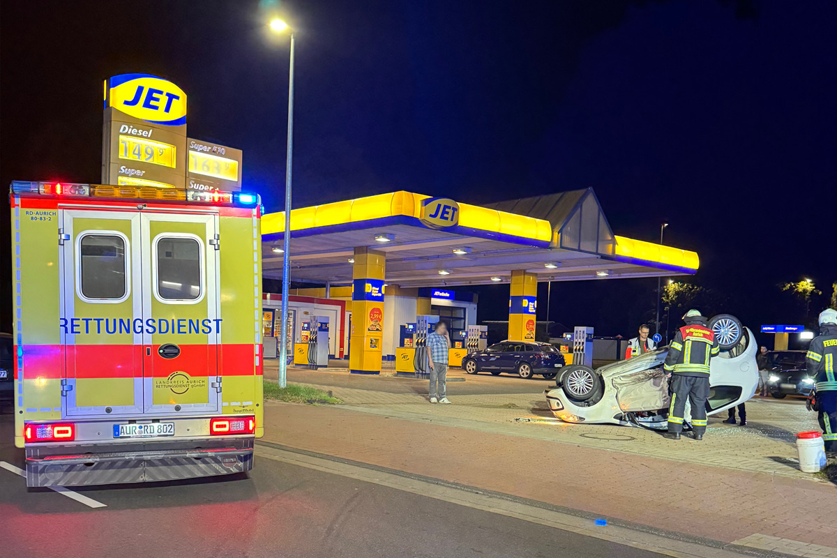 Aurich NI – Drei Verletzte nach Unfall von zwei Pkw