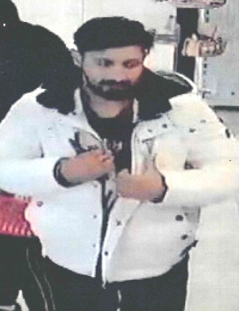 Marl NW – Fahndung nach vier Personen wegen Diebstahls