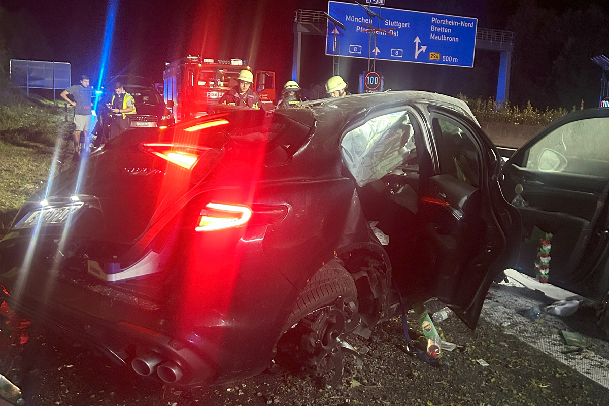 A8 Pforzheim BW – Zwei Schwerverletzte nach Alleinunfall mit Überschlag