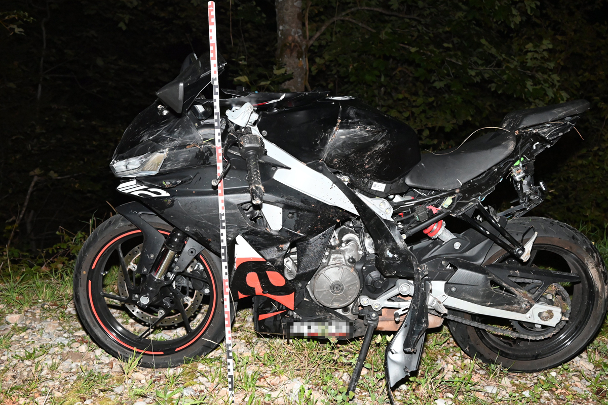 Mühlrüti SG – Motorradfahrer bei Selbstunfall verletzt