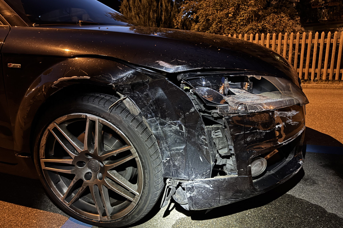 St.Gallen – Fahrunfähig mit Zaun und Auto kollidiert