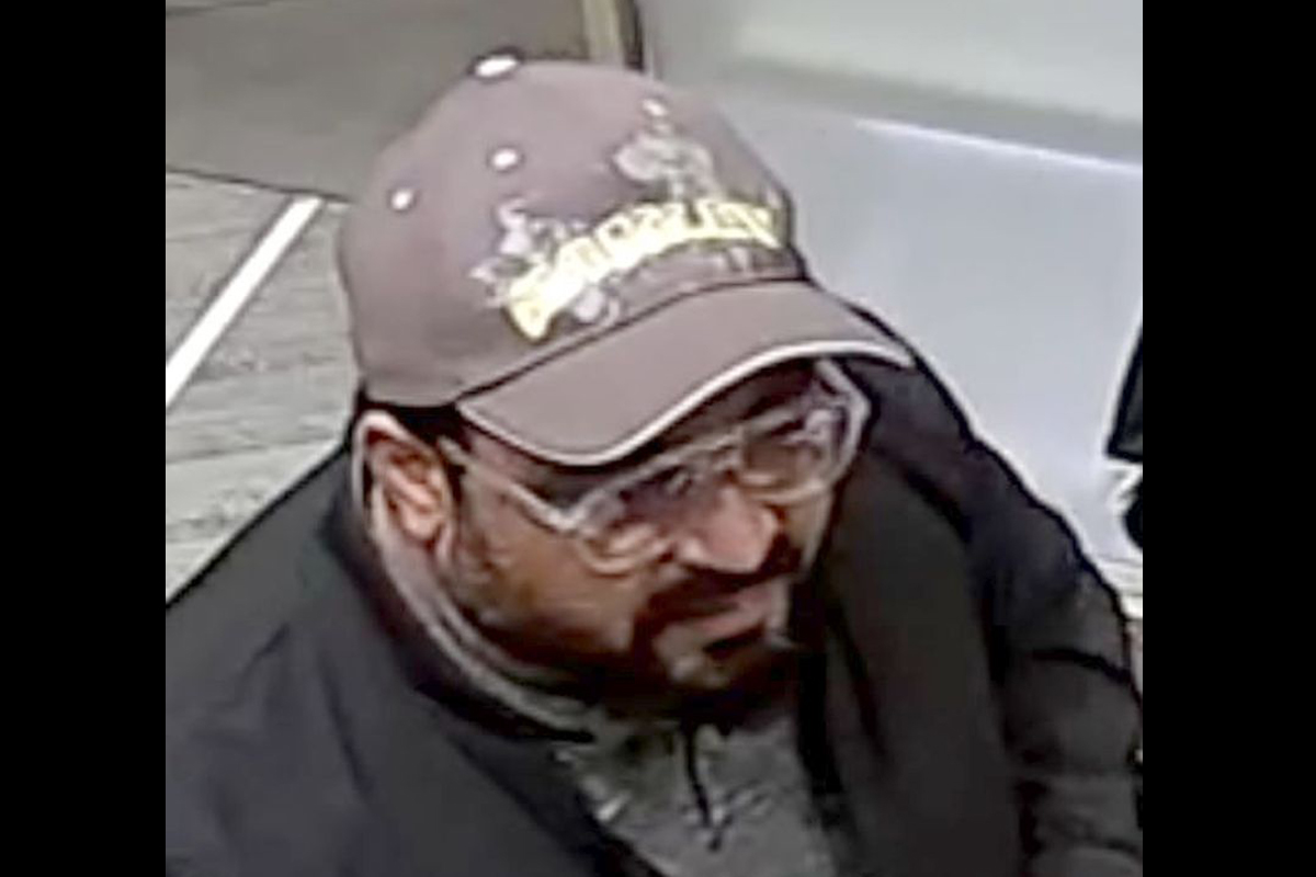 Bielefeld NW – Fahndung nach Diebstahl in Juwelier-Geschäft