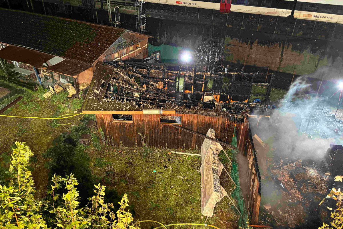 Olten SO – Baracke bei Brand vollständig zerstört