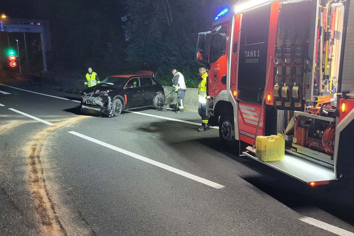 Klagenfurt am Wörthersee K – Unfall mit E-Fahrzeug