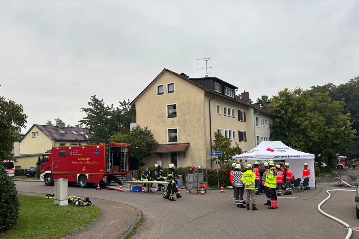 Meersburg BW – Großeinsatz bei Brand von Wohnung im Dachgeschoß