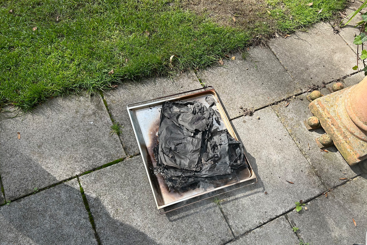 Ratingen NW – Küchenbrand durch Papiertüten im Backofen