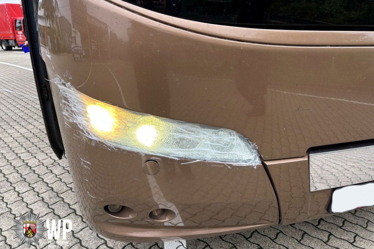 A6 Ramstein-Miesenbach RP – Reisebus mit massiven Mängeln auf Autobahn gestoppt