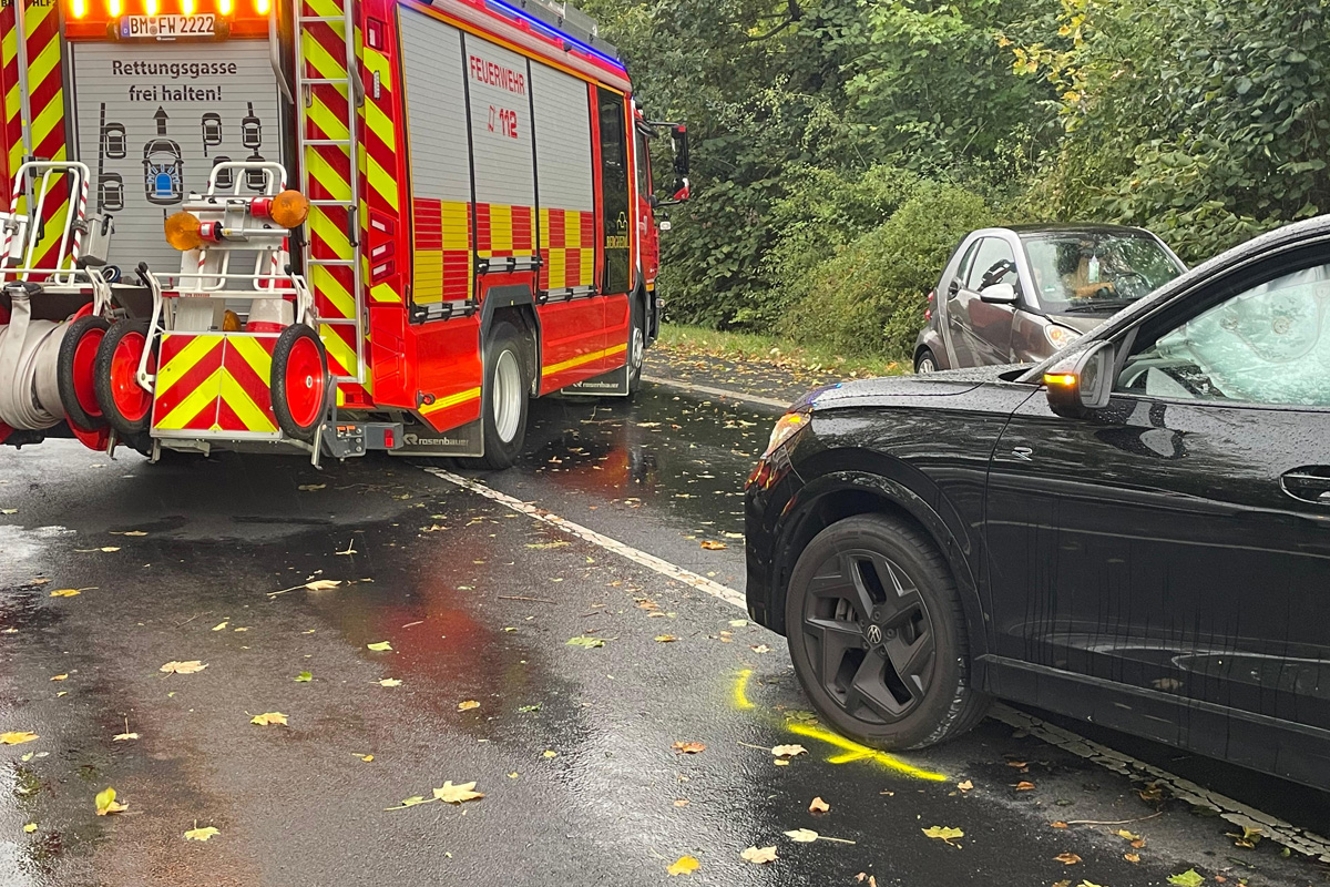 Bergheim NW – Vier Verletzte, darunter zwei Kinder, bei Unfall während Hochzeitskorso
