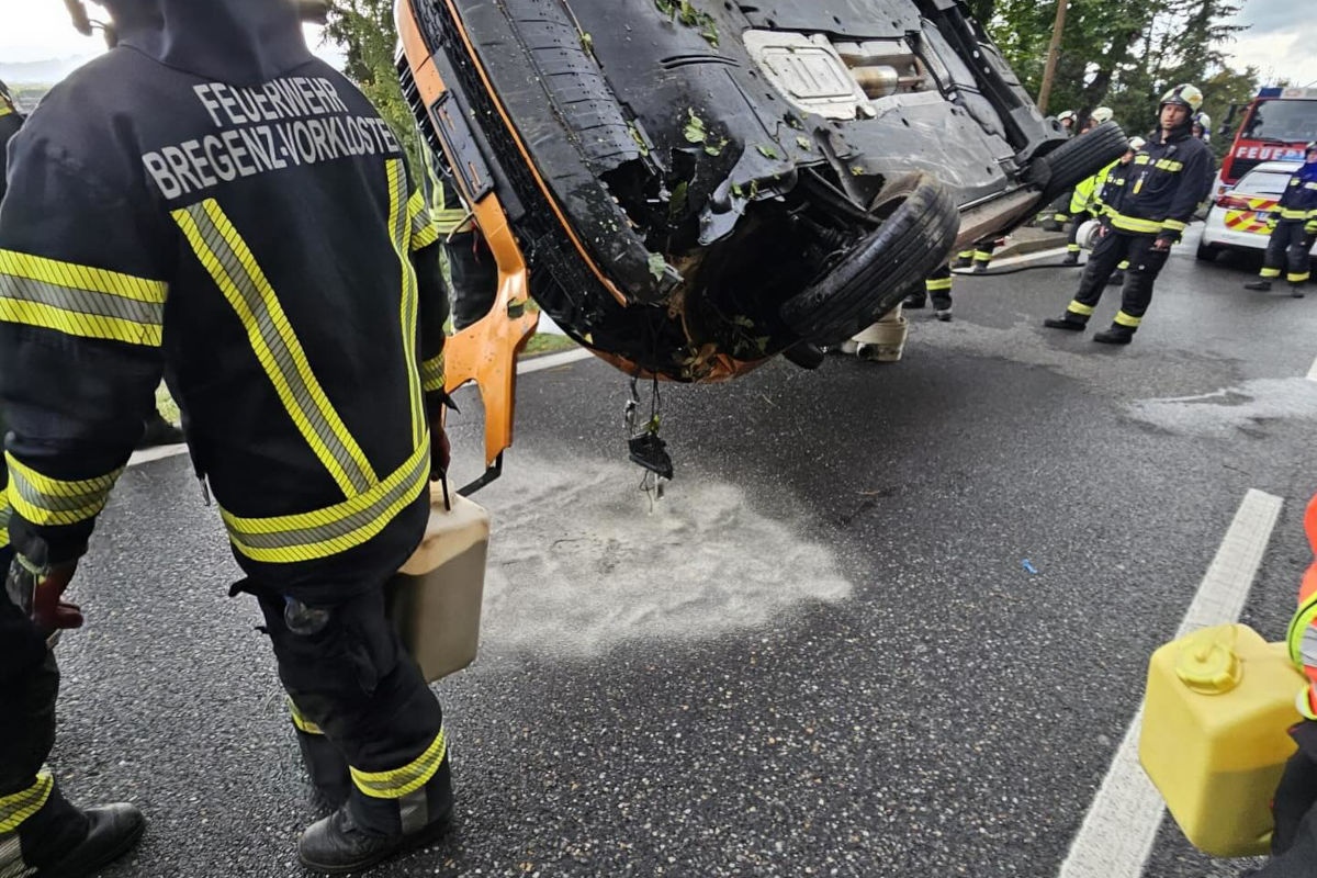 Bregenz V – Sekundenschlaf führt zu schwerem Unfall