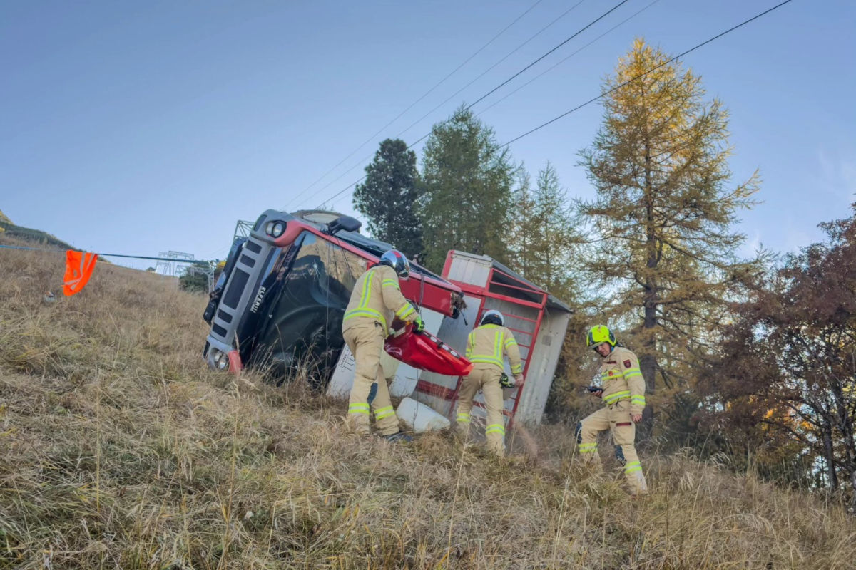 Neustift im Stubaital T – Motorkarren überschlägt sich