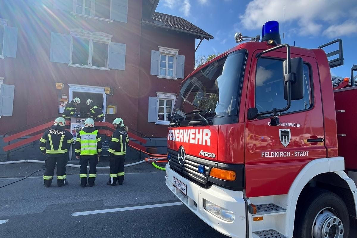 Frastanz V – Drei Personen bei Wohnungsbrand gerettet
