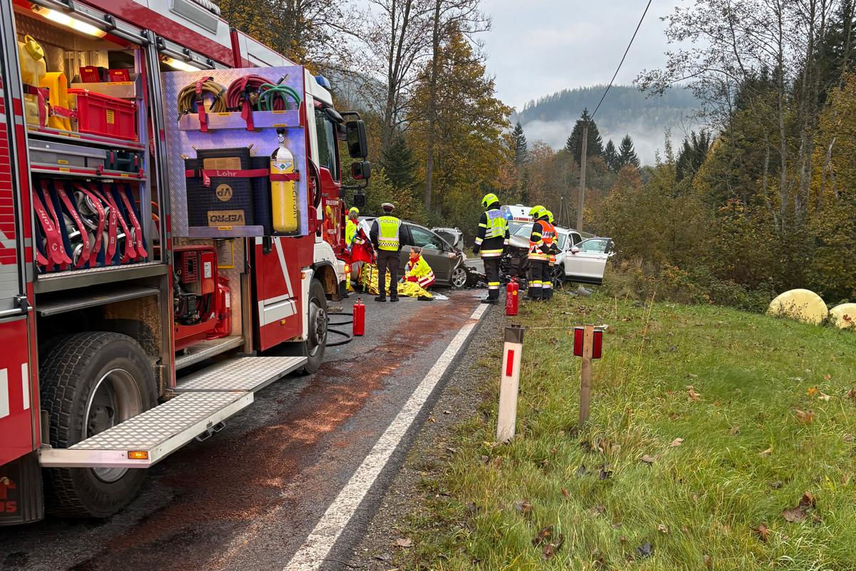 Sankt Barbara im Mürztal ST – Unfall nach Überholmanöver