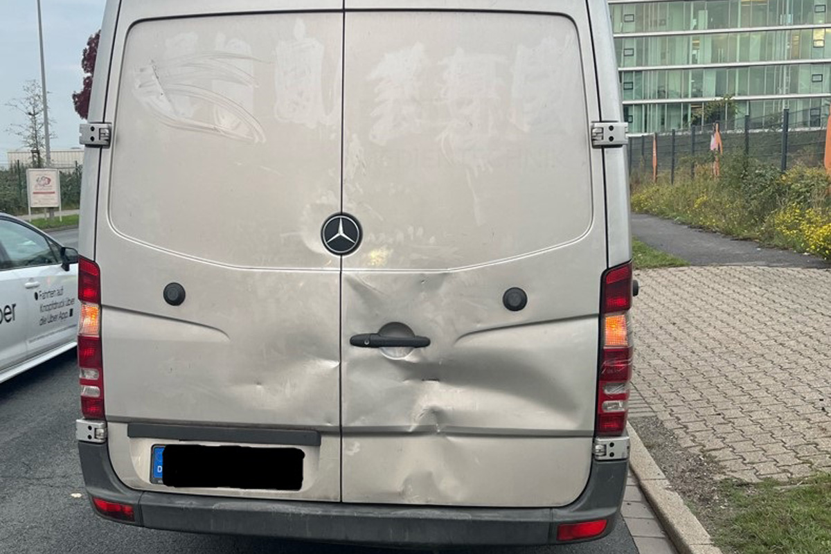 Düsseldorf NW – Transporter mit 30 Mängeln gestoppt