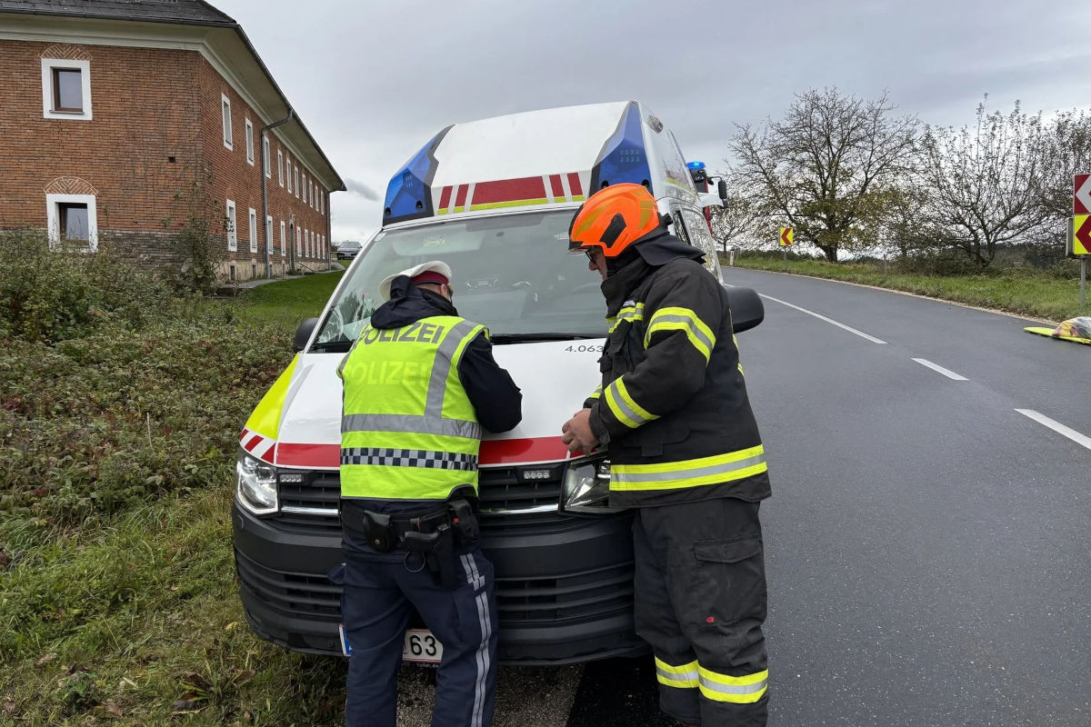 Neuhofen an der Krems OÖ – Vier Verletzte bei Unfall