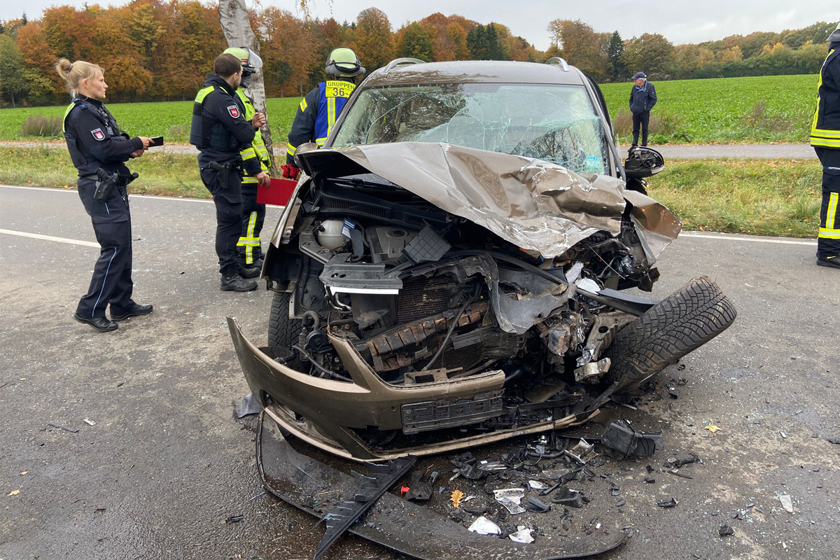 Horneburg NI – Vier Verletzte bei Unfall auf Gegenfahrbahn