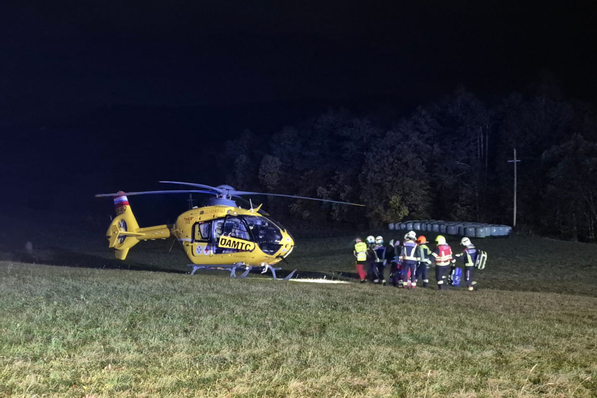 Dreistetten NÖ – Fünf Verletzte bei schwerem Unfall