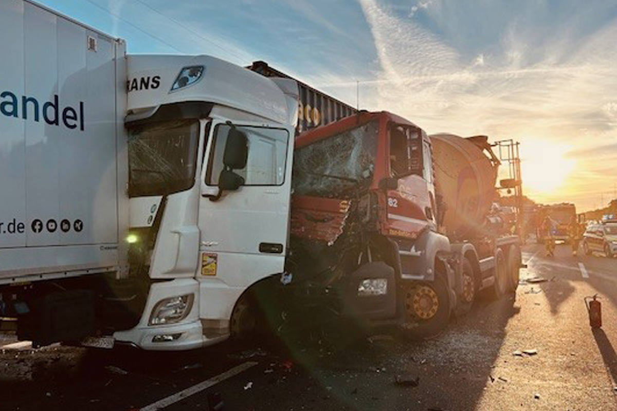 A2 Hannover NI – Unfall von drei LKW
