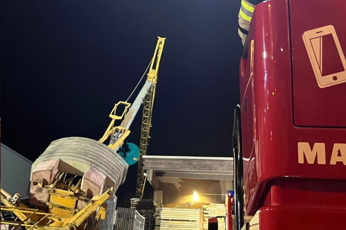 Hohenems V – Baukran kippt um