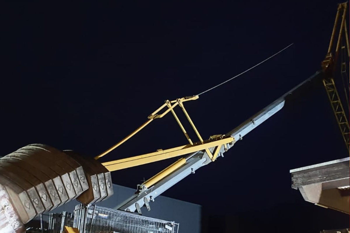 Hohenems V – Baukran kippt um