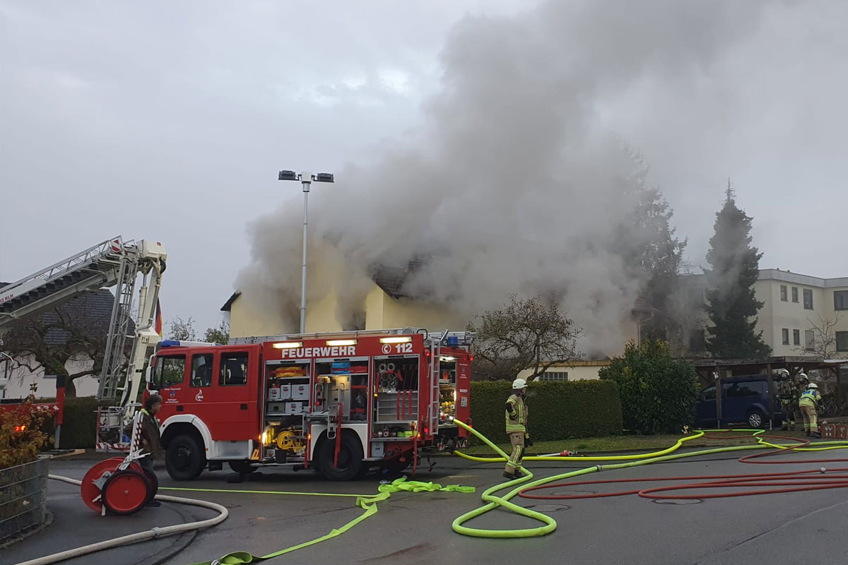 Gailingen am Hochrhein BW – Frau stirbt bei Brand in Doppelhaushälfte