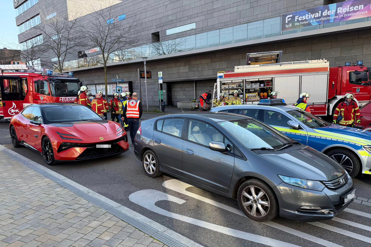 Weil am Rhein BW – Eine Tote und ein schwer verletztes Kind nach Unfall von Bus