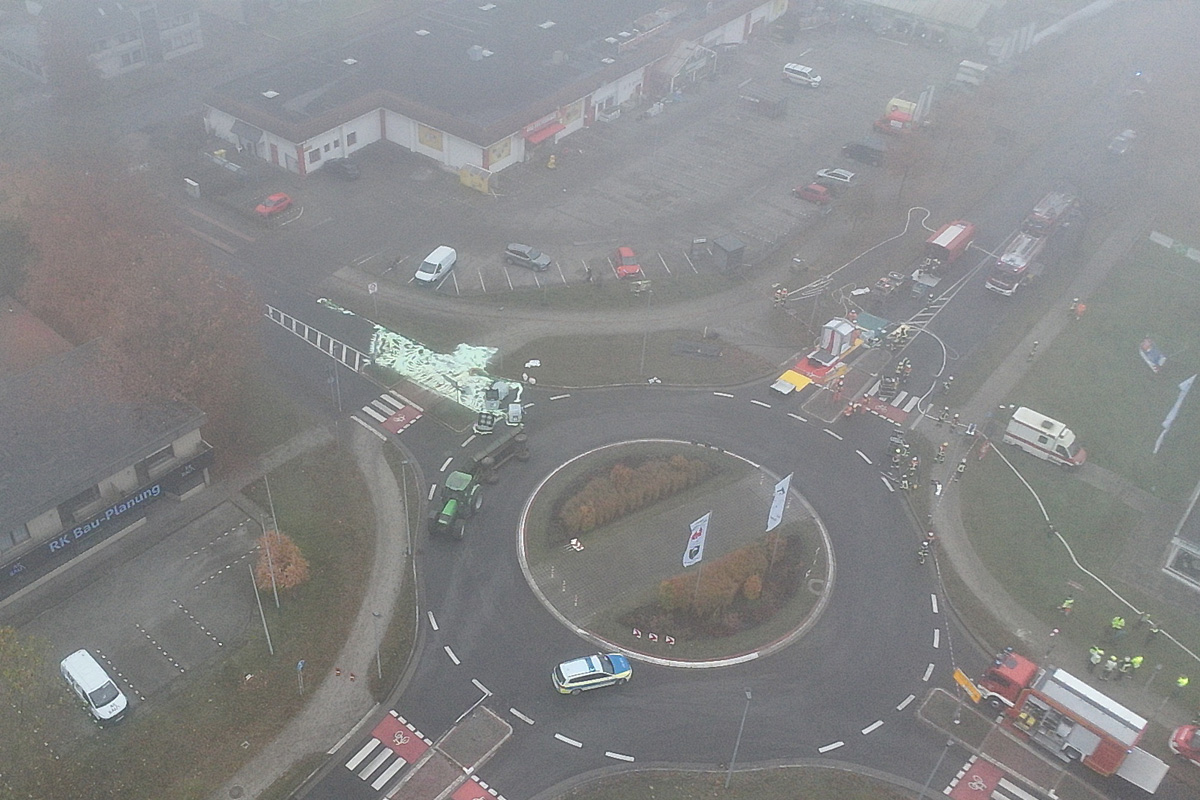 Zeven NI – 1.000 Liter Säure bei Unfall von Traktor freigesetzt