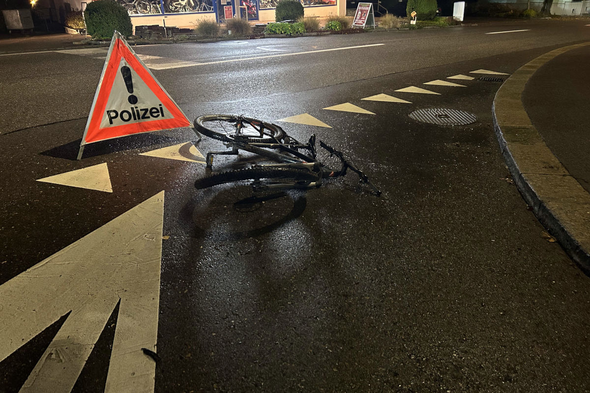 Würenlos AG – Schwerer Unfall zwischen Auto und Velo