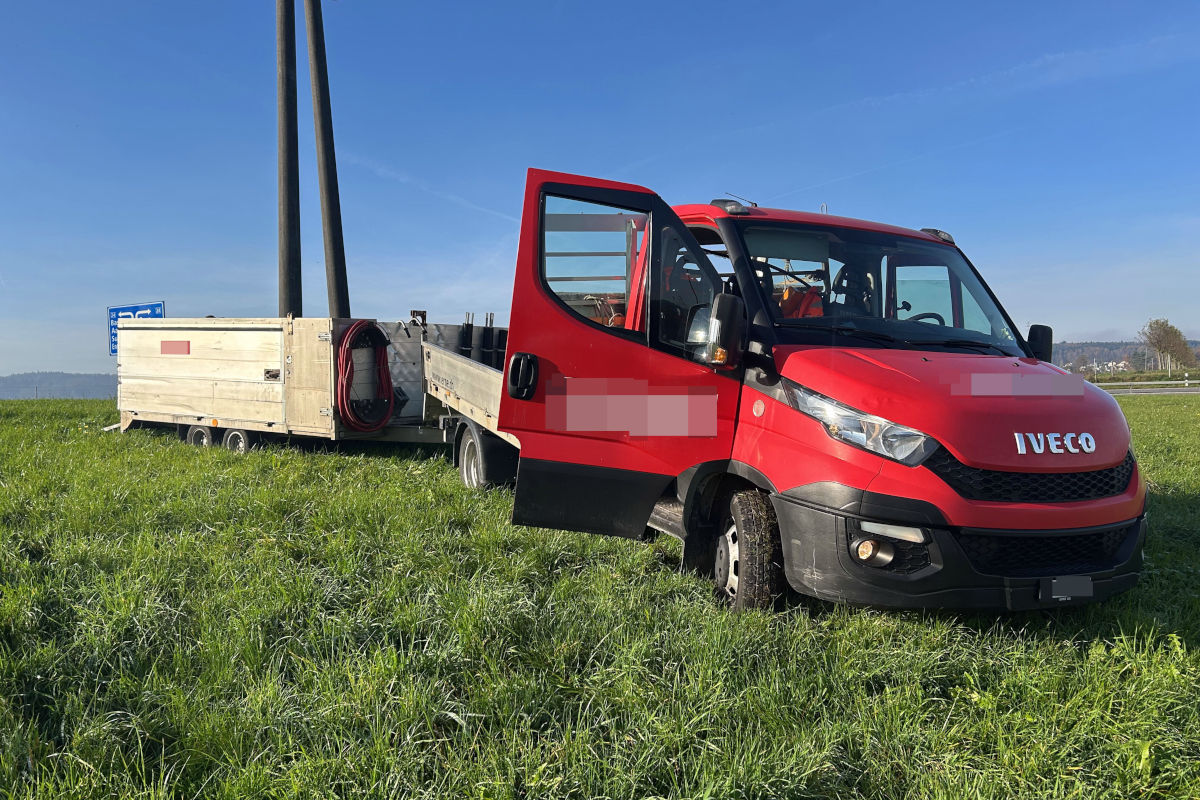 A1 Kölliken AG – Unfall zwischen Lieferwagen und Lastwagen