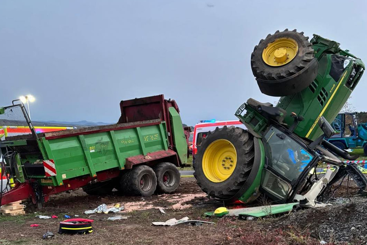 Wartenberg HE – Zwei Schwerverletzte nach Unfall mit Traktor