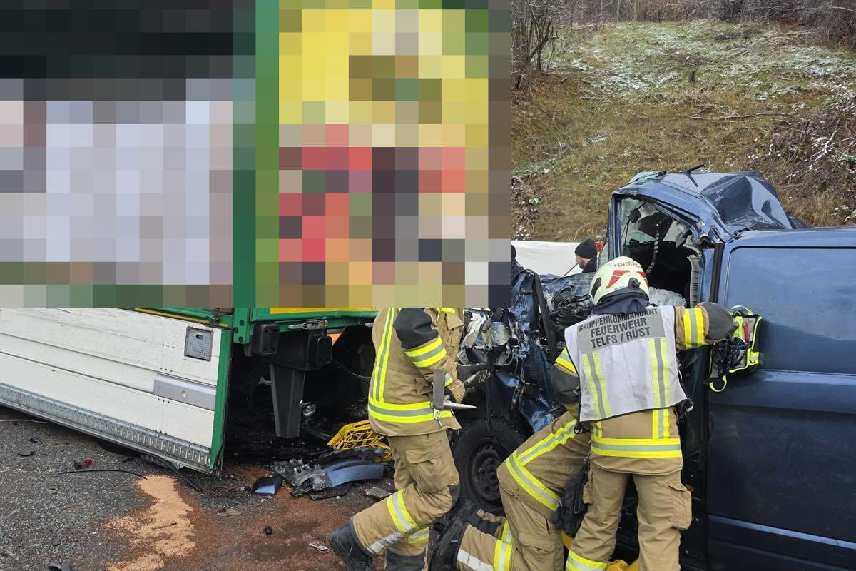 Tödlicher Unfall in Telfs T – Lieferwagen prallt in Anhänger