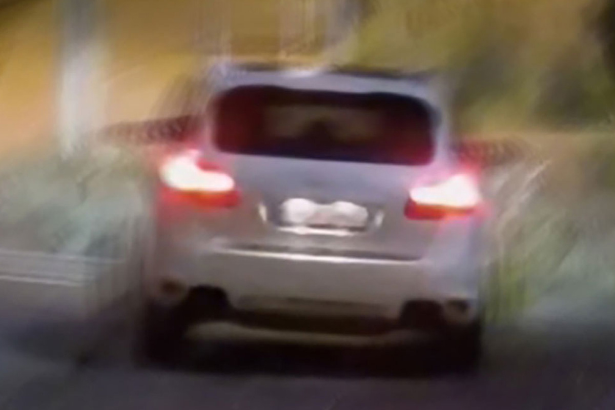 Dietzenbach HE – Fahndung nach Mann und Porsche Cayenne wegen Sprengsatz